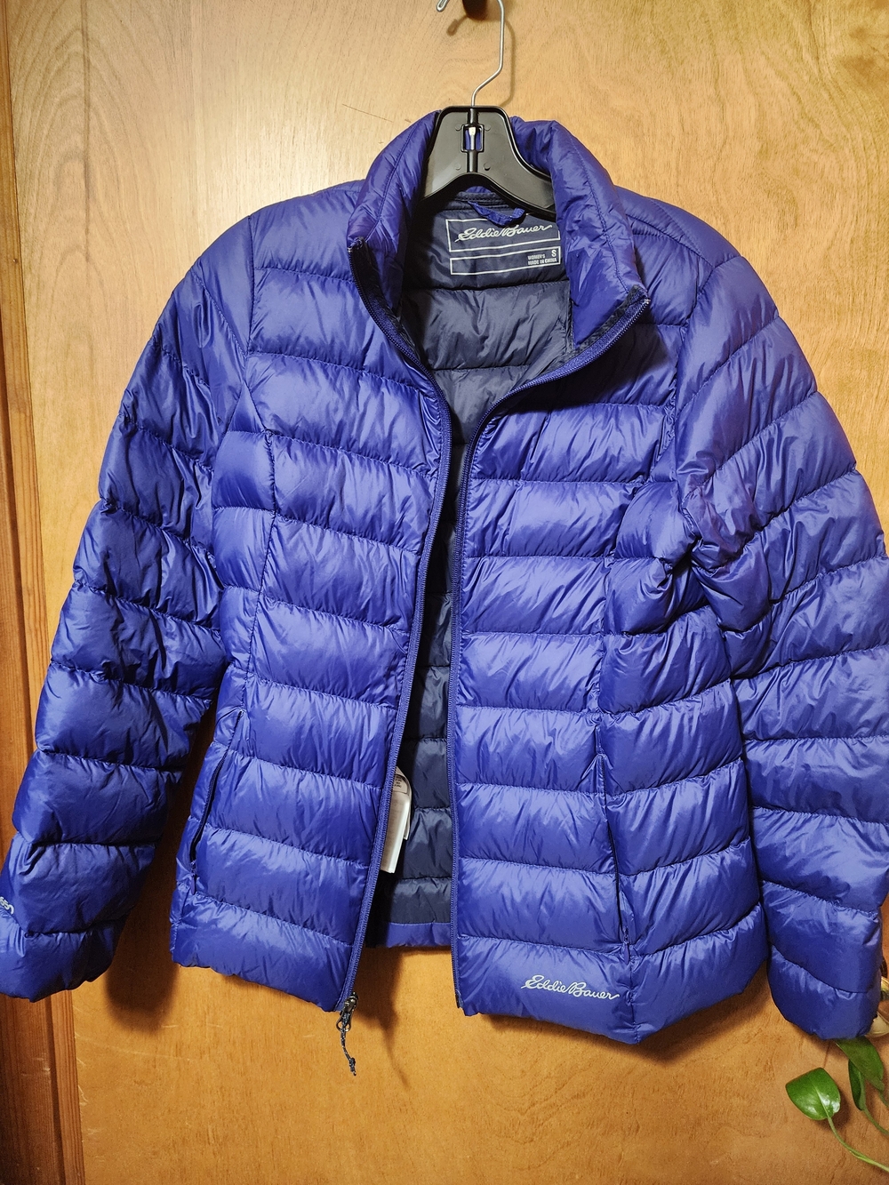 Eddie Bauer CirrusLite Premium Down Puffer Jacket Women's Small Iridescent Plum